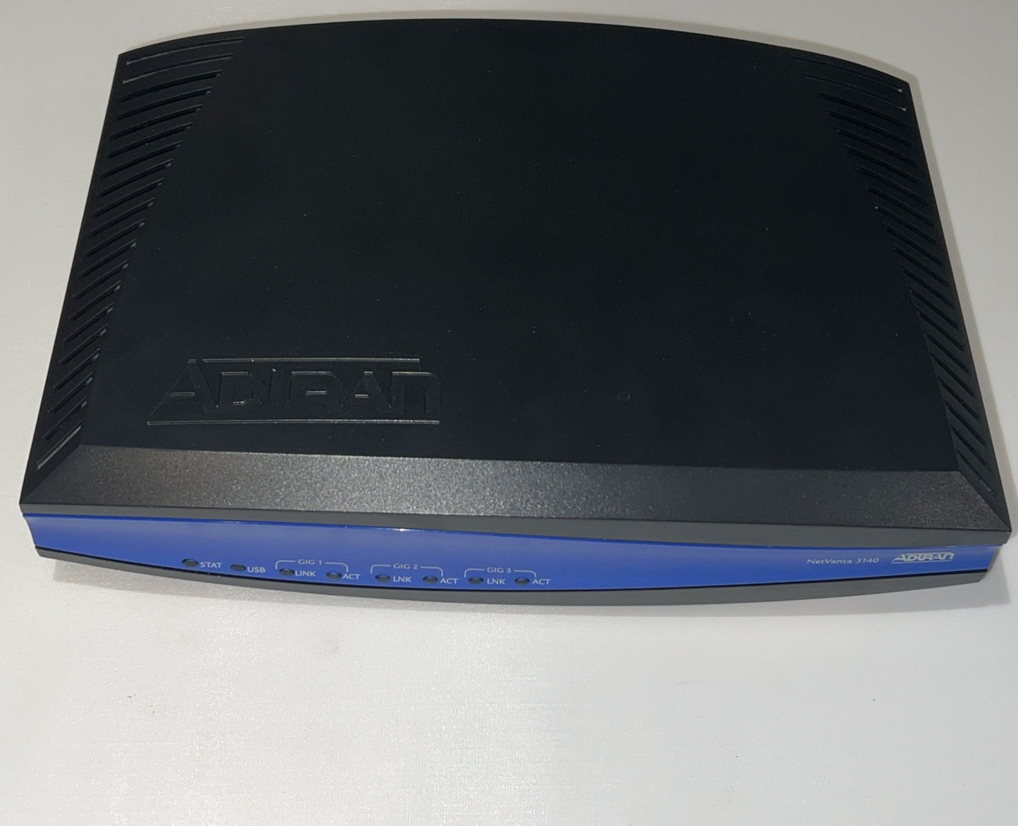 Adtran NetVanta 3140 Gigabit Ethernet Switch Router 1700340F1 W/ power cord